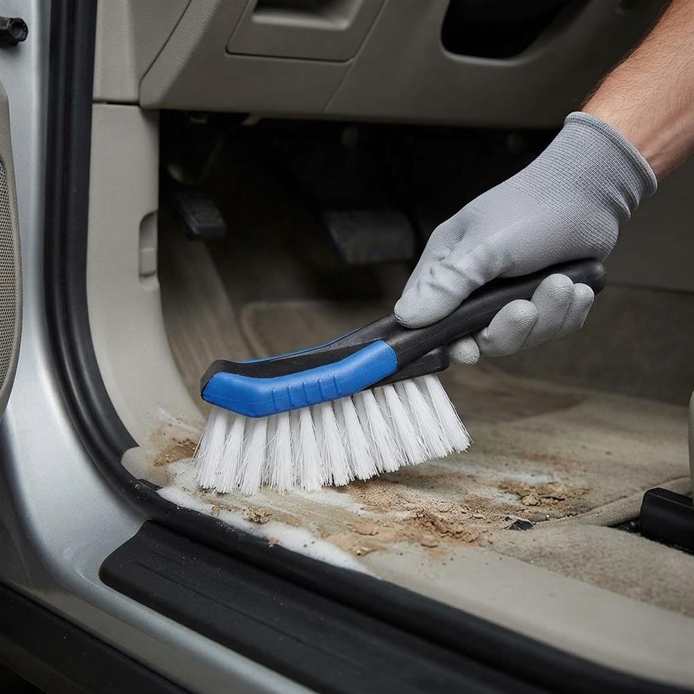 فرشاة تنظيف سجاد السيارة وفرشا - مراجعة Seat Cleaner Fabric وسعره